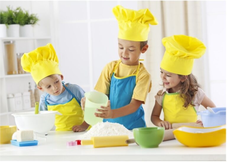 Introducing Solids: What to start with – Nutrition Australia